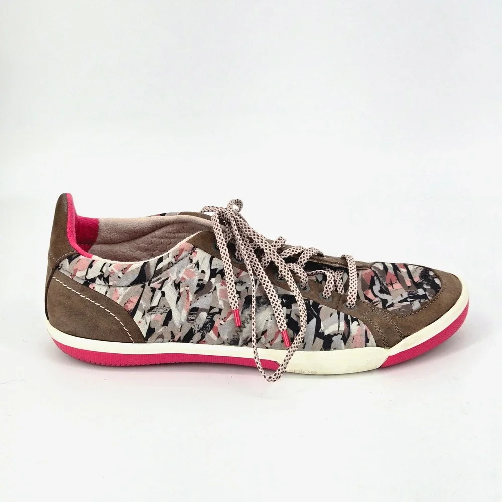PLAE Prospect Abstract Camo Pink Grey Suede Comfort Sneakers Women's Size 8.5